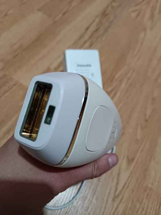 Фотоэпилятор Philips Lumea