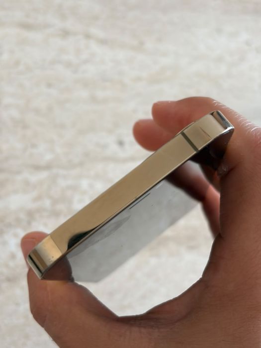 Iphone 12 pro.