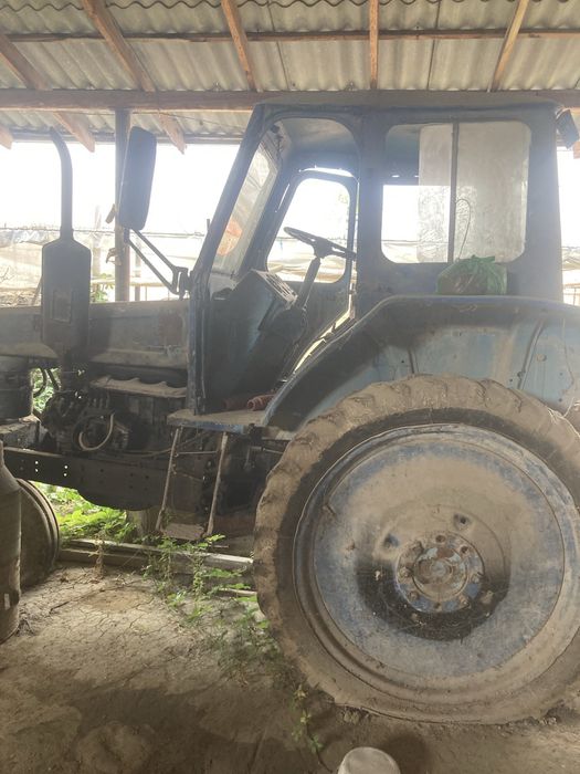 traktor sotiladi