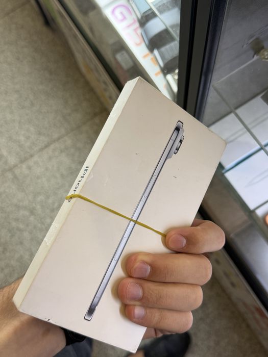 В продаже Iphone Air