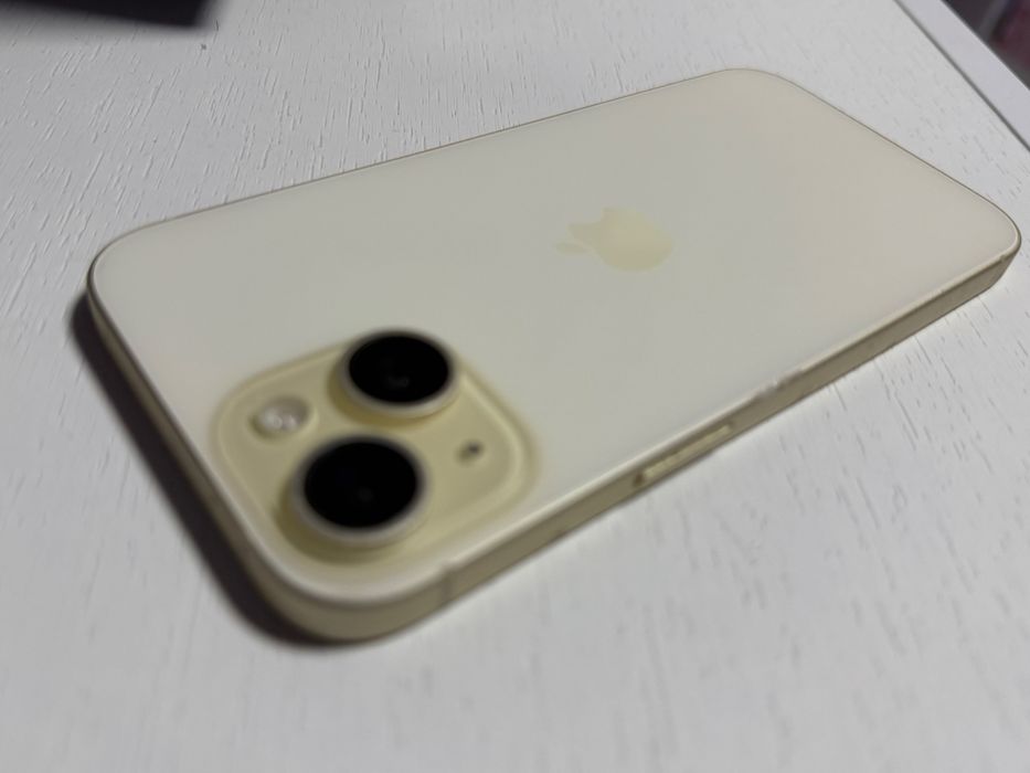 iPhone 15 128gb