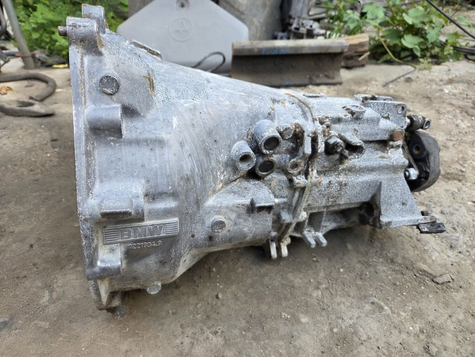 Коробка мех гетраг 220 от м50 2.0 на BMW e34 e36 e39