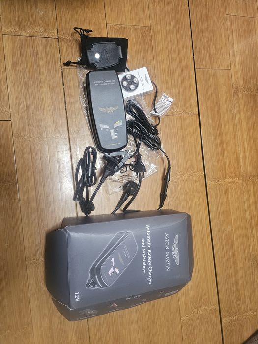 Redresor Auto  ASTON  MARTI N