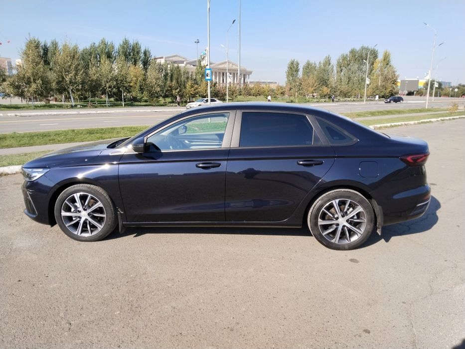 Geely Emgrand 2023