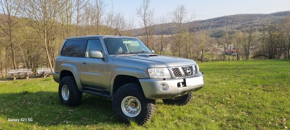 Vanzare Nissan Patrol Y61