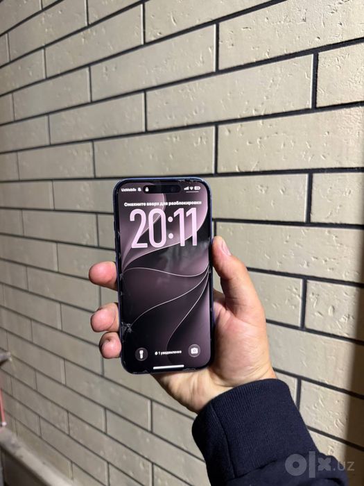 iPhone 16 Plus синий