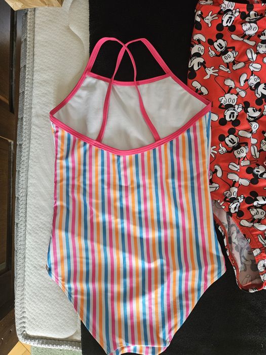 Бански, дрехи за момиче