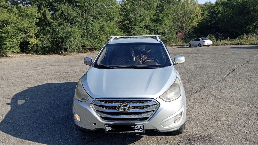 Hyundai Tucson машина