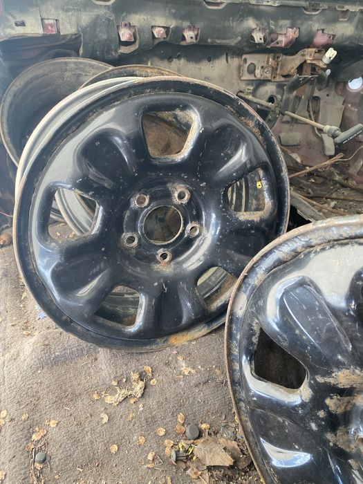 Продам диски от Рено Дастер