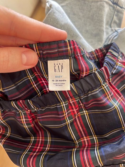 Baby GAP официална рокля с гащички, 18–24 месеца