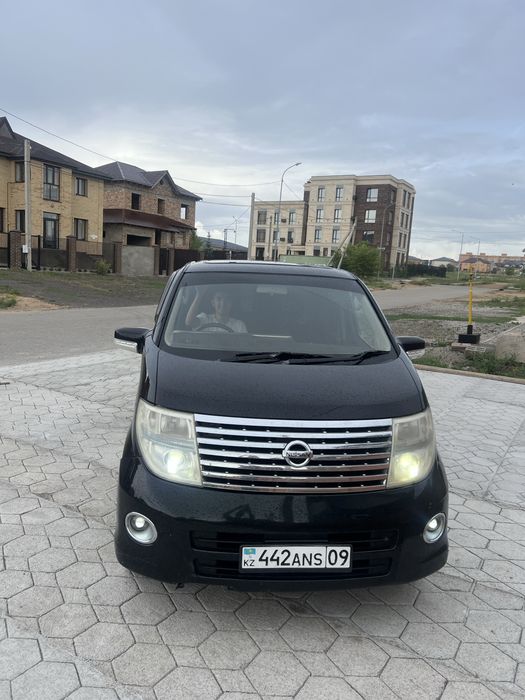 Продам или обмен ниссан елгрант