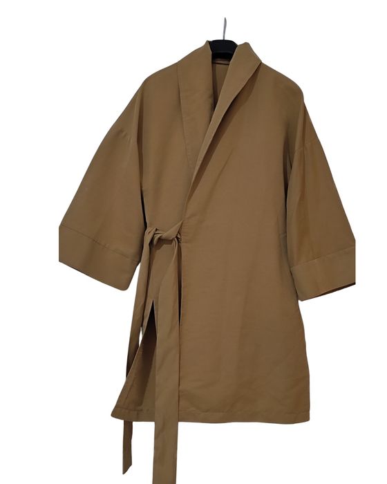 Кардиганы, пиджаки, жакеты