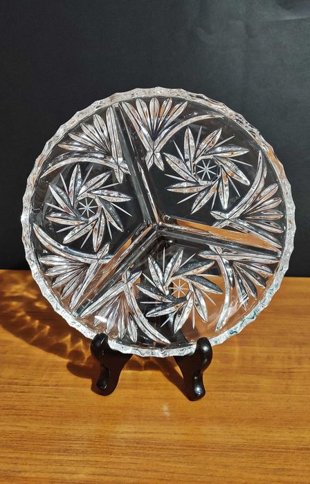 Две масивни кристални чинии за ядки/разядки/ордьоври