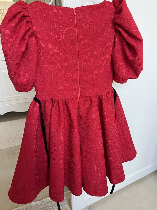 Платье на девочку 8 лет