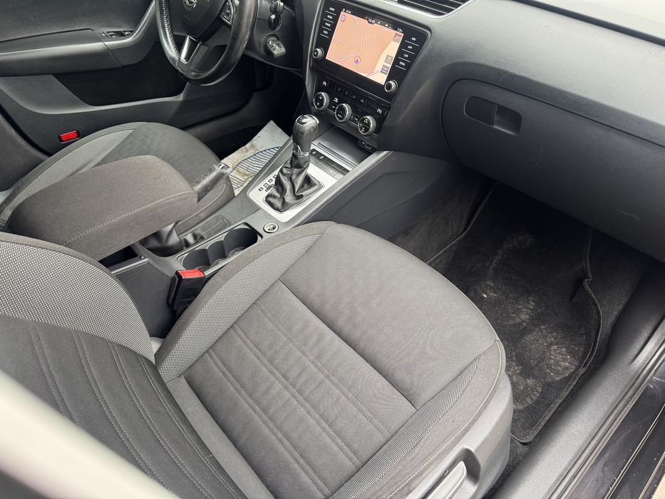 Skoda Octavia 1.6 TDI / euro6 / navigație / automată