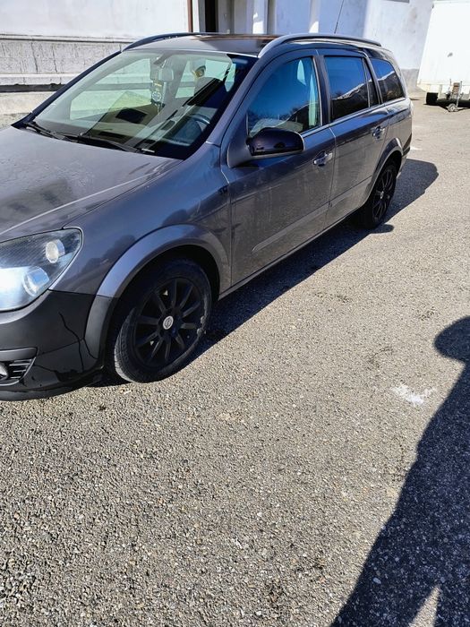 Vând Opel Astra H