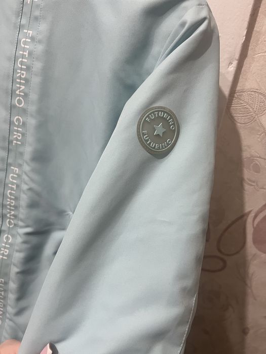 Демисезон куртка на девочку