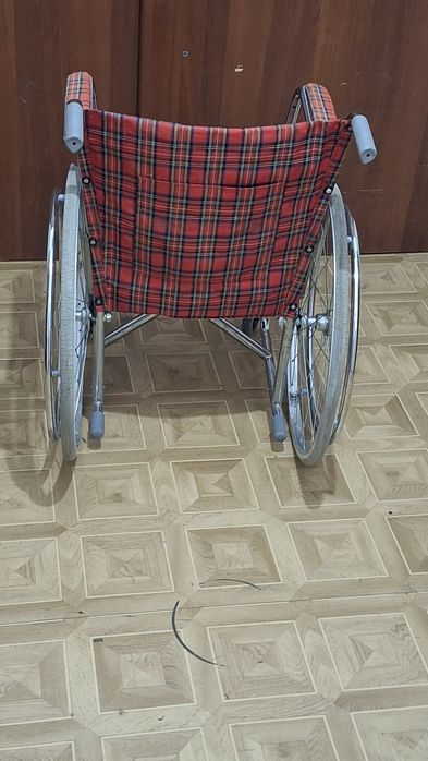 Инвалидная коляска