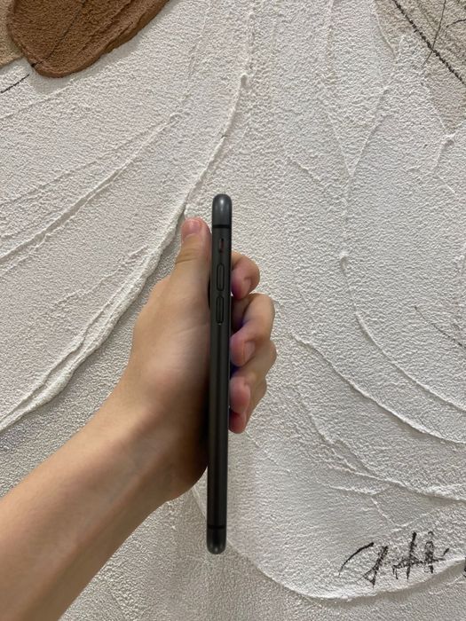 Iphone 11 в идеальном состоянии