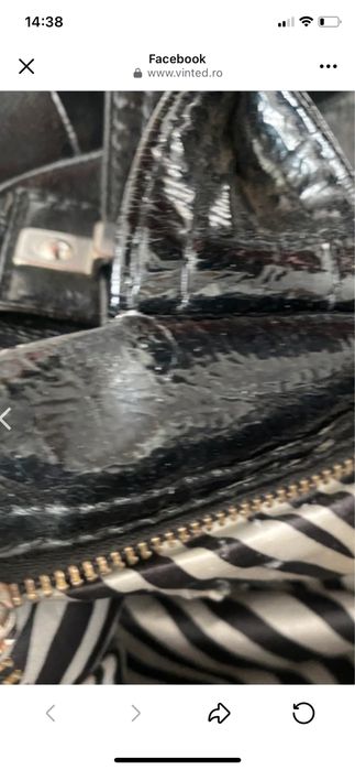 Geanta  Guess neagra lacuita