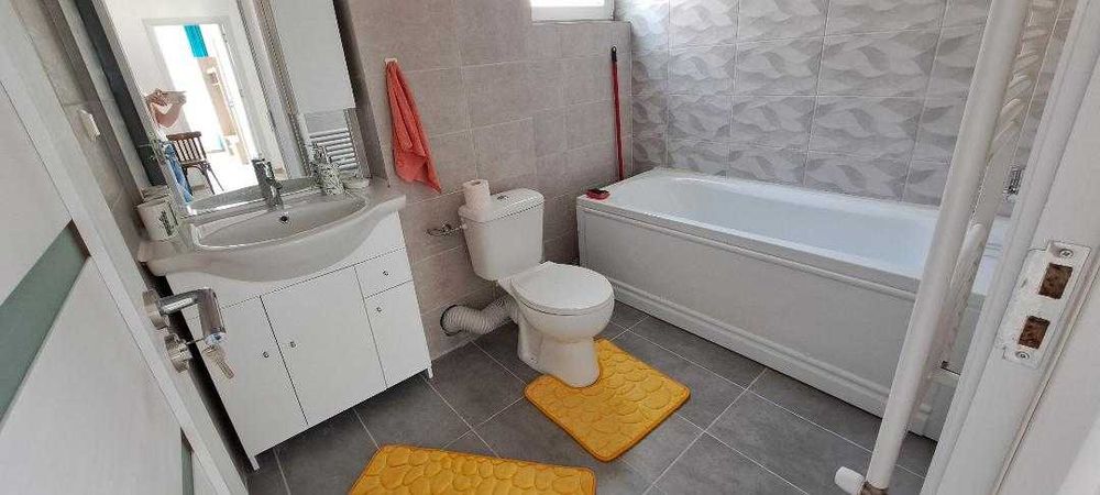 Inchiriere apartament 3 camere, Floresti, strada Eroilor