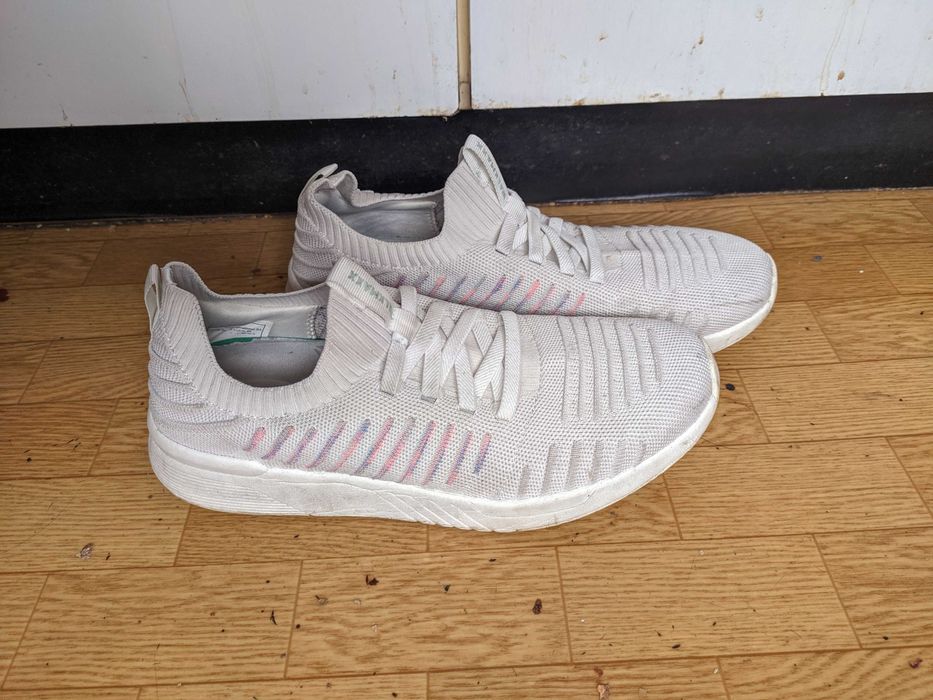 Дамски маратонки  Два чифта