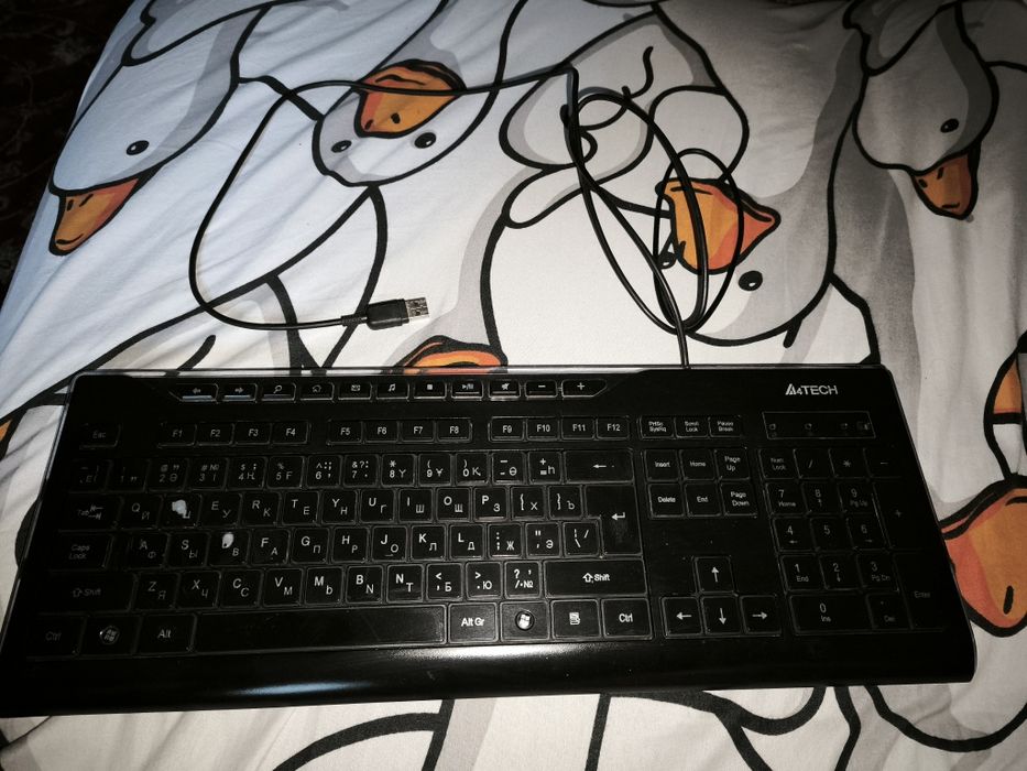 Продам Клавиатуру 4Tech KD-800L