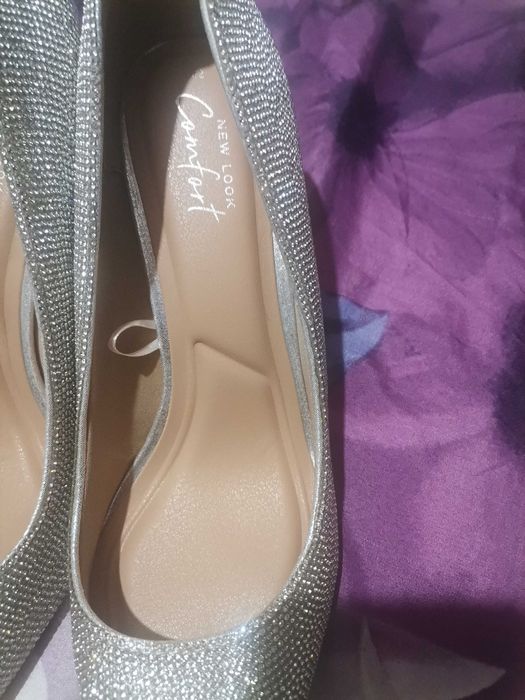 Официални обувки