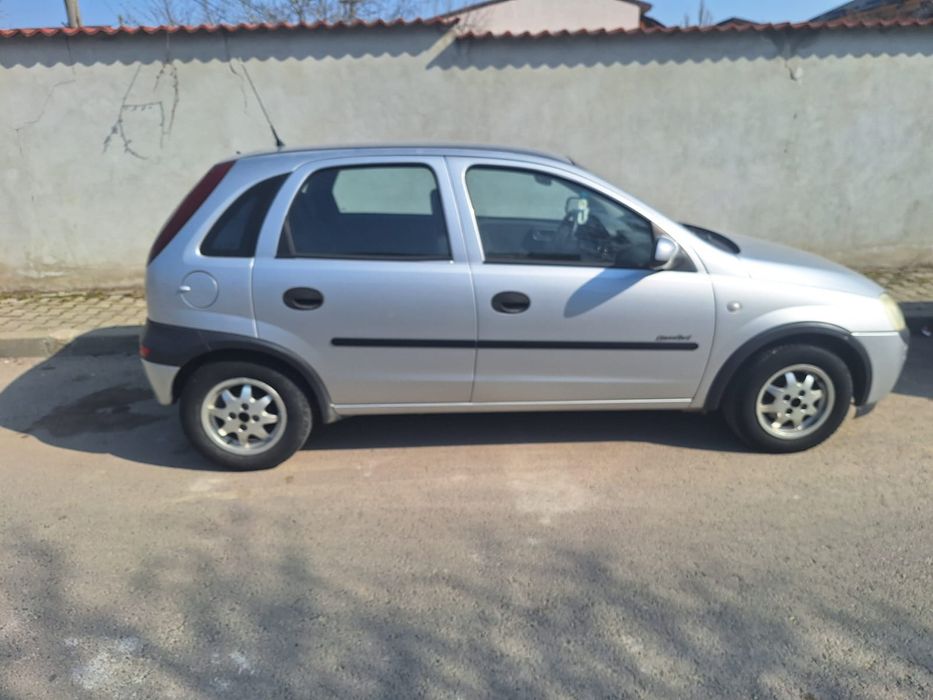 Vând Opel corsa C
