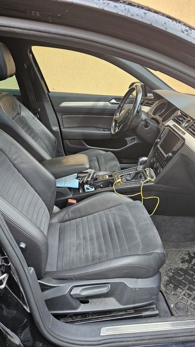 Passat GTE Pano/Keyless Entey+GO/360/ACC model 2016