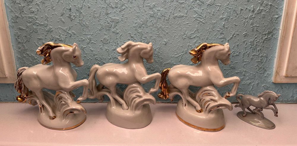 Статуэтки Фарфоровые