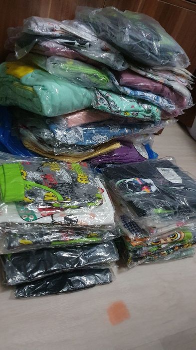 Одежда и игрушки