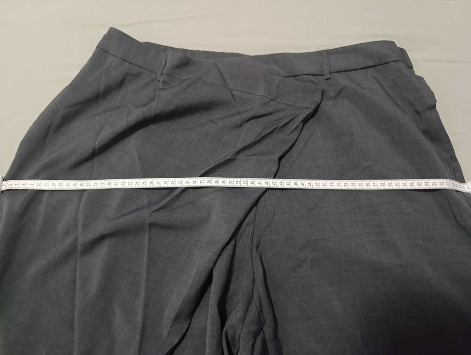 Различен панталон в черно и сиво 3xl