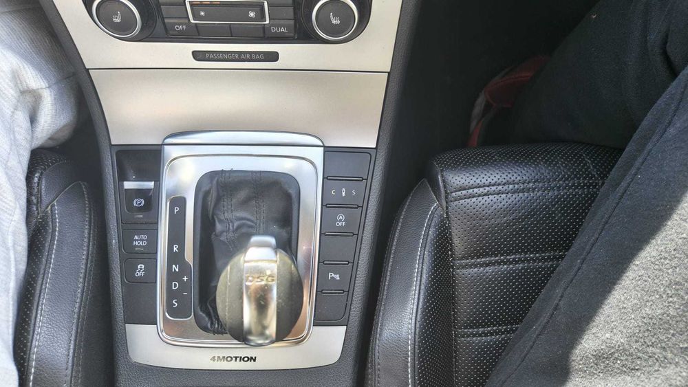 VOLKSWAGEN Passat CC 2011 — imagine 5