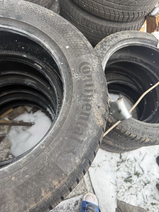 Cauciucuri de iarna 215/65/r17