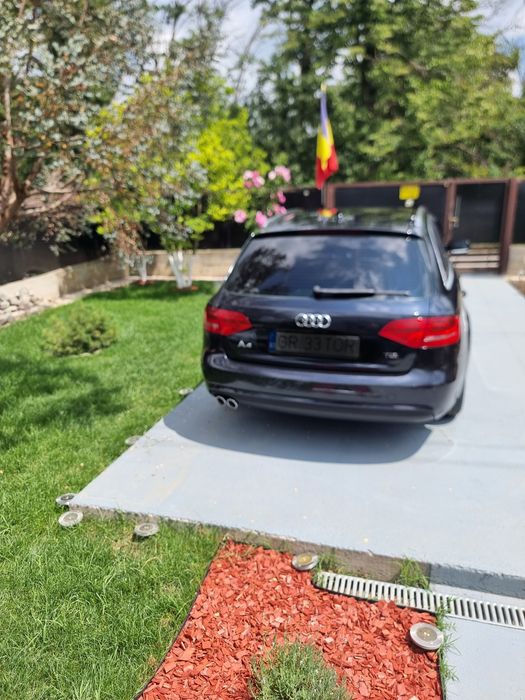 Vand AUDI A4 b8 2015