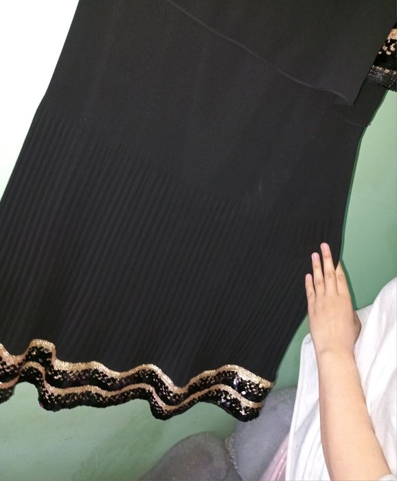 Женское вечернее платье