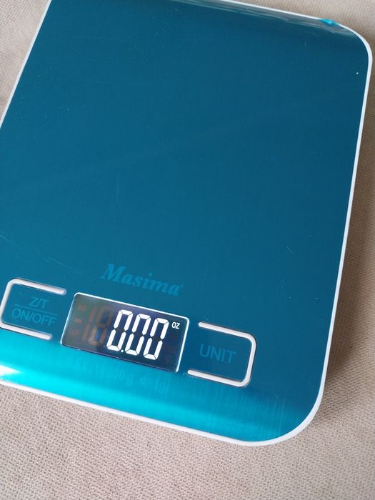 Весы НОВЫЕ продаю