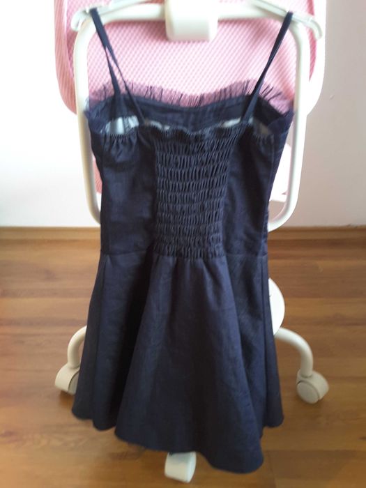 Елегантна тъмно синя рокля от тънък деним/до 128 см