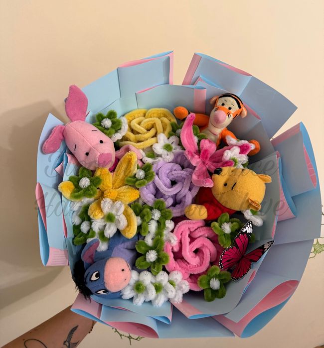 Ръчно изработен приказен букет от плюшена тел