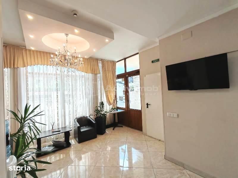 Vanzare - Cladire Comerciala   -  Investitie - Unitate Hoteliera - 17