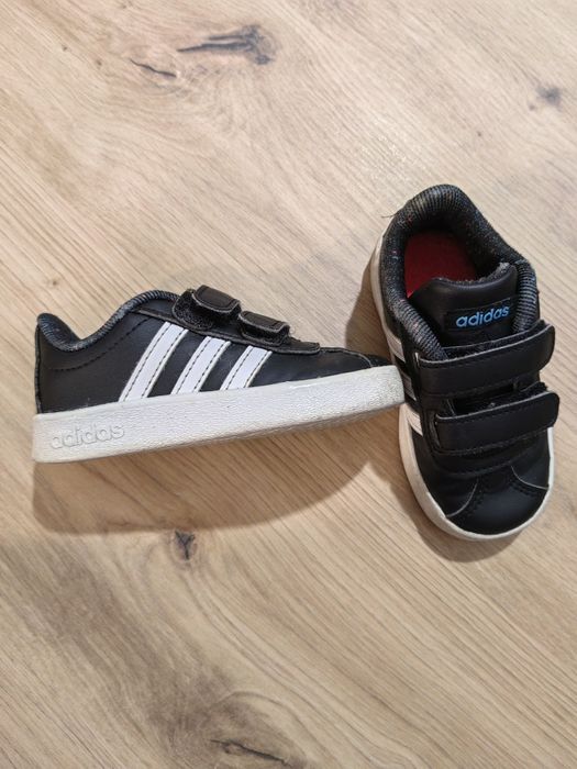 Детски обувки Адидас