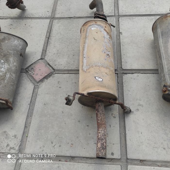 Продам глушитель на Мазда 626 птичка
