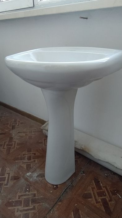 Раковина в отличном состоянии.