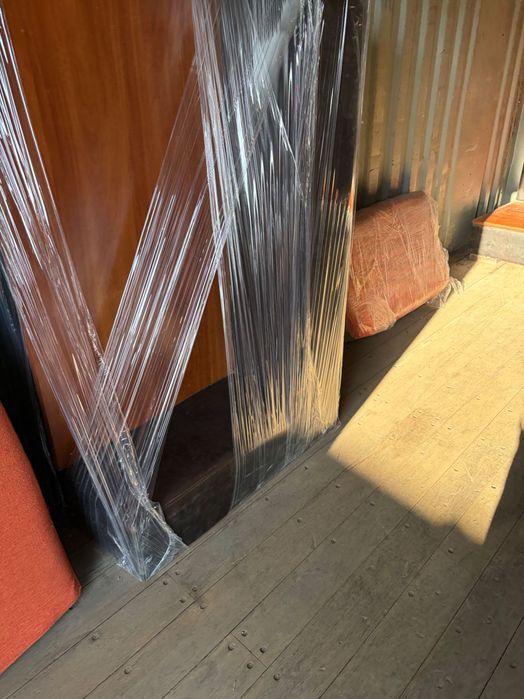 Ъглов диван употревяван