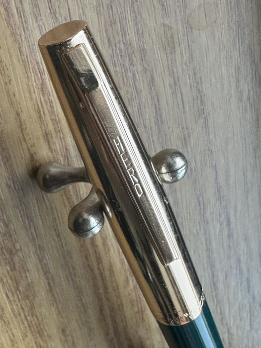 Stilou chinezesc Hero stare  NOS