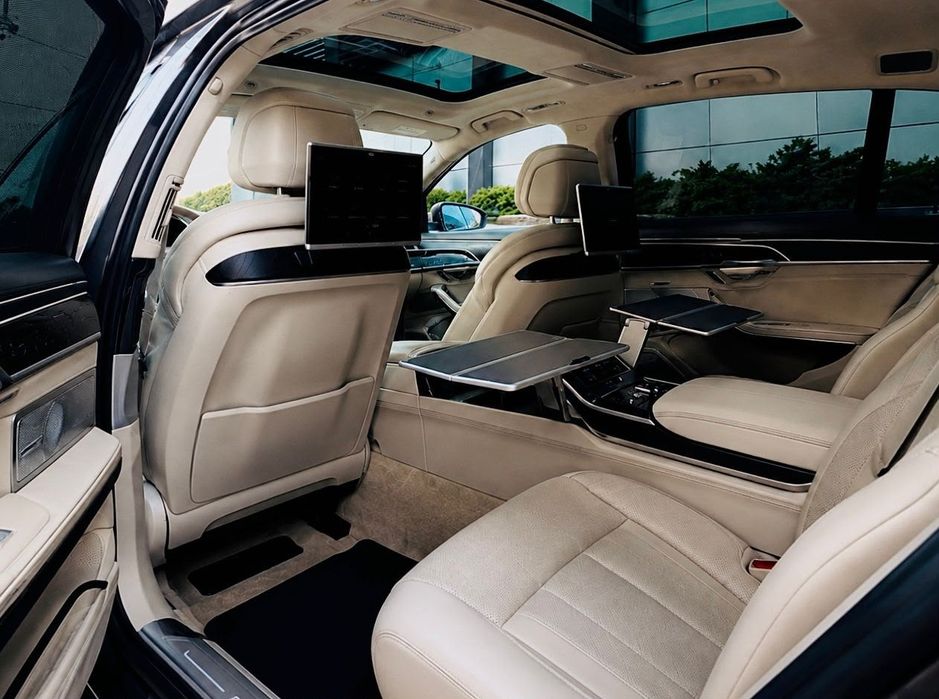 AUDI A8 2018 — imagine 2