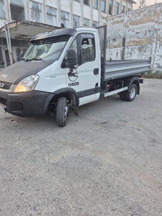 De vânzare iveco basculabil