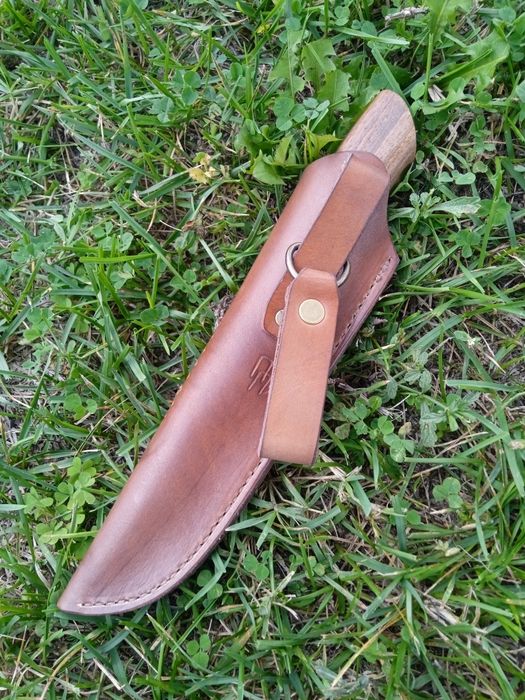 Кания за нож ръчна изработка от телешки бланк естествена кожа