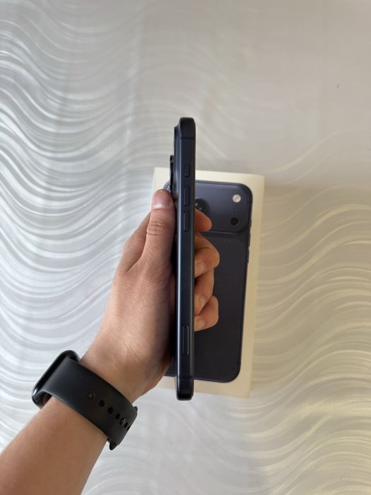 Iphone 17 pro max , 256гб eac
